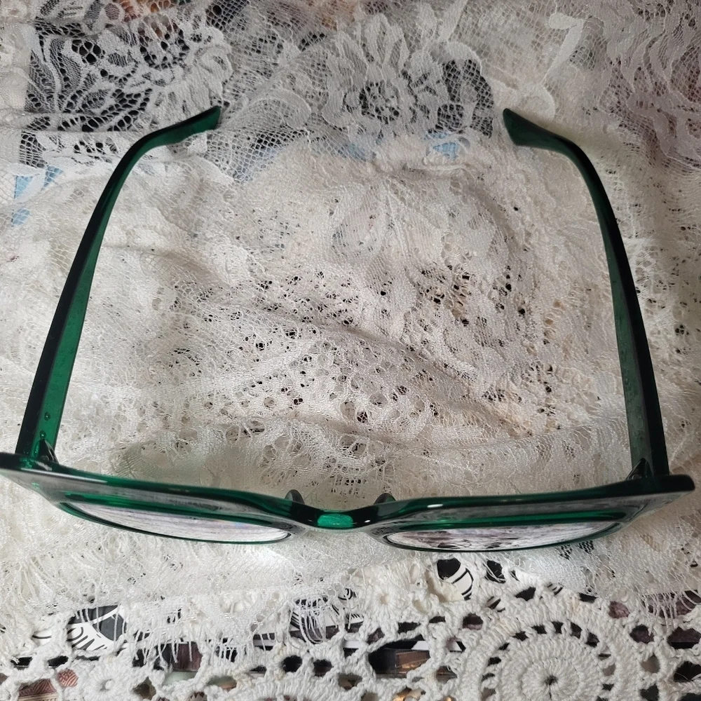Green Oversized Cat-Eye Sunglasses